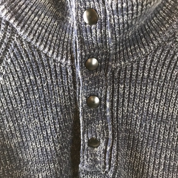 Banana Republic knit sweater - Picture 5 of 7